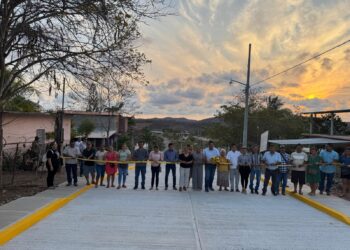 Entrega gobierno de La Unión obra en la cabecera municipal