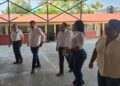 Visita Alejandro Bravo la secundaria Carolina Coronado