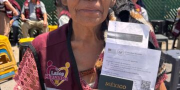 Logran 49 guerrerenses su visa americana mediante el programa Lazos Migrantes