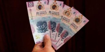 Alertan de la circulación de billetes falsos en Zihuatanejo y Petatlán