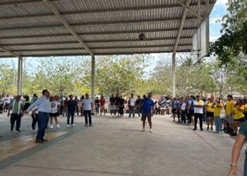 Alcalde José Francisco Suazo Espino inaugura los juegos magistrales municipales