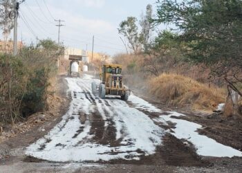 Gobierno de Guerrero rehabilita el tramo carretero E.C. (Chilapa–Tlapa) – Atzacoaloya (Tramos Aislados), en el municipio de Chilapa de Álvarez