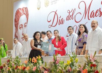 Continuaremos impulsando mejores condiciones para el magisterio guerrerense, con diálogo, respeto y coordinación: Evelyn Salgado