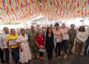 Comparte Abelina López historias, lectura y sueños con la niñez en la FILA 2026