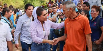 Evelyn Salgado privilegia el diálogo con la CETEG durante gira por la Costa Grande