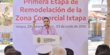 Inaugura Evelyn Salgado primera etapa de remodelación de la Zona Comercial de Ixtapa