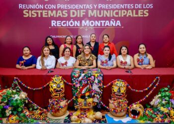 Liz Salgado Pineda fortalece coordinación del DIF en la Montaña para ampliar apoyos a las familias