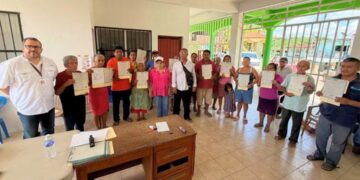 Lleva Registro Civil servicios gratuitos a comunidades de la Costa Chica