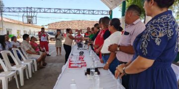 Entregan lentes gratuitos a habitantes de La Unión mediante campaña de salud visual