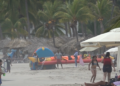 Prestadores de deportes acuáticos reportan pérdidas por dos meses de mar de fondo en Ixtapa