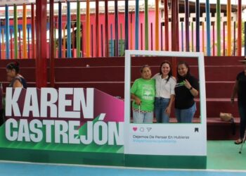 Karen Castrejón encabeza asamblea informativa en la colonia Simón Bolívar de Acapulco
