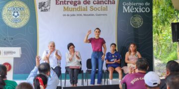 Inaugura Evelyn Salgado cancha mundialista en Mazatlán y fortalece la infraestructura deportiva en Guerrero
