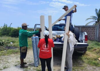 La SEMAREN fortalece la conservación de la tortuga marina con entrega de material y equipo a campamentos tortugueros