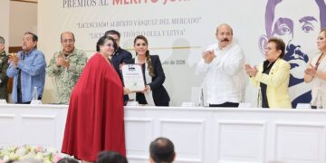 Evelyn Salgado reconoce a juristas en Día de la y el Abogado; reafirma que la transformación se construye con legalidad y justicia en Guerrero 