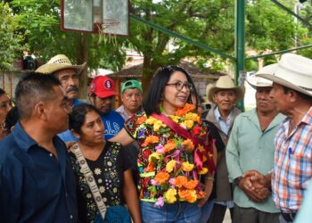 “SOMOS RAZA, SOMOS PUEBLO”: ESTHELA DAMIÁN RESPALDA A LAS COMUNIDADES DE LA MONTAÑA DESDE ALCOZAUCA, EL CORAZÓN DE LA IZQUIERDA EN GUERRERO