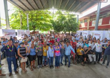 El gobierno del estado acerca la Feria Integral de Servicios a las familias de la colonia Cereso de Acapulco