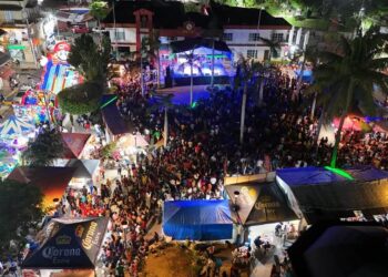 Petatlán registra alta afluencia turística y saldo blanco en playas durante vacaciones de verano