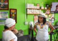 ¡EL PUEBLO ESTÁ CONTIGO! GRITAN A ESTHELA DAMIÁN DURANTE UN RECORRIDO POR LA COLONIA PANCHO VILLA DE ACAPULCO