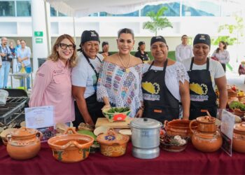 Evelyn Salgado reconoce el trabajo y herencia de las y los cocineros tradicionales