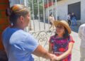 LLEVA ESTHELA DAMIÁN CASA POR CASA LA DEFENSA DE LA SOBERANÍA NACIONAL A TAXCO EL VIEJO