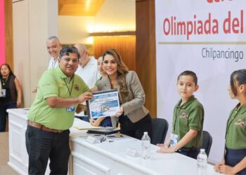 Evelyn Salgado y Fundación BBVA México entregan permios a ganadores de la Olimpiada del Conocimiento Infantil 2026