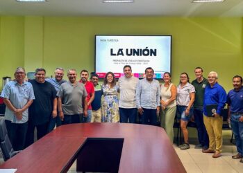 Sectur Guerrero fortalece coordinación con el sector turístico de La Unión para impulsar su desarrollo y promoción