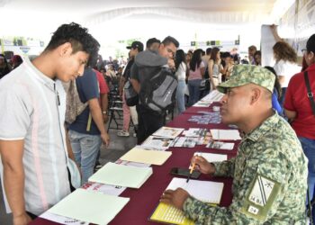 El gobierno del estado lleva la Feria de Empleo Agrícola a Tlapa