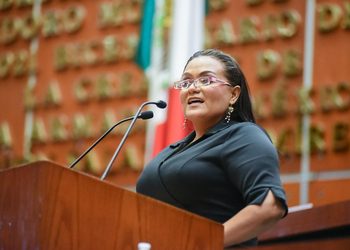 Que la honradez en el uso de recursos públicos sea una obligación constitucional, propone diputada