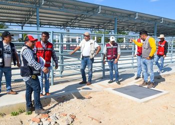 Avanzan obras que fortalecen al sector productivo y comercial de la Costa Chica: SDUOPOT