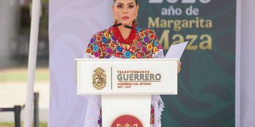 Evelyn Salgado honra a los Niños Héroes y refrenda compromiso de unidad por un México libre y en paz