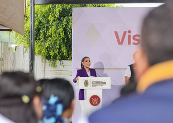 Evelyn Salgado anuncia construcción de aulas en primaria de Chilpancingo
