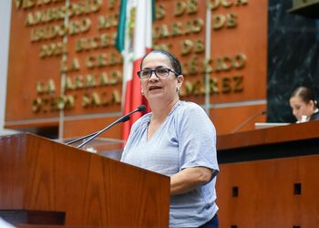 Analizan nueva Ley de Útiles Escolares,Calzado y Uniformes Gratuitos en Guerrero