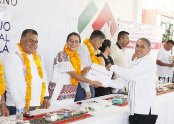 Premian a artesanas y artesanos en el XXII Concurso Local Artesanal “Olinalá y su Arte 2026