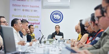 Llama Evelyn Salgado a la población a no confiarse y no bajar la guardia ante lluvias del huracán Trudy