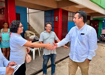 Supervisan instituciones educativas en Acapulco para mejorar la infraestructura a través del IGIFE