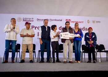 INFONAVIT ENTREGA LAS PRIMERAS VIVIENDAS DELBIENESTAR A DERECHOHABIENTES DE GUERRERO