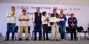 INFONAVIT ENTREGA LAS PRIMERAS VIVIENDAS DELBIENESTAR A DERECHOHABIENTES DE GUERRERO