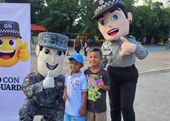 Desfile Conmemorativo con la participación de la Guardia Nacional
